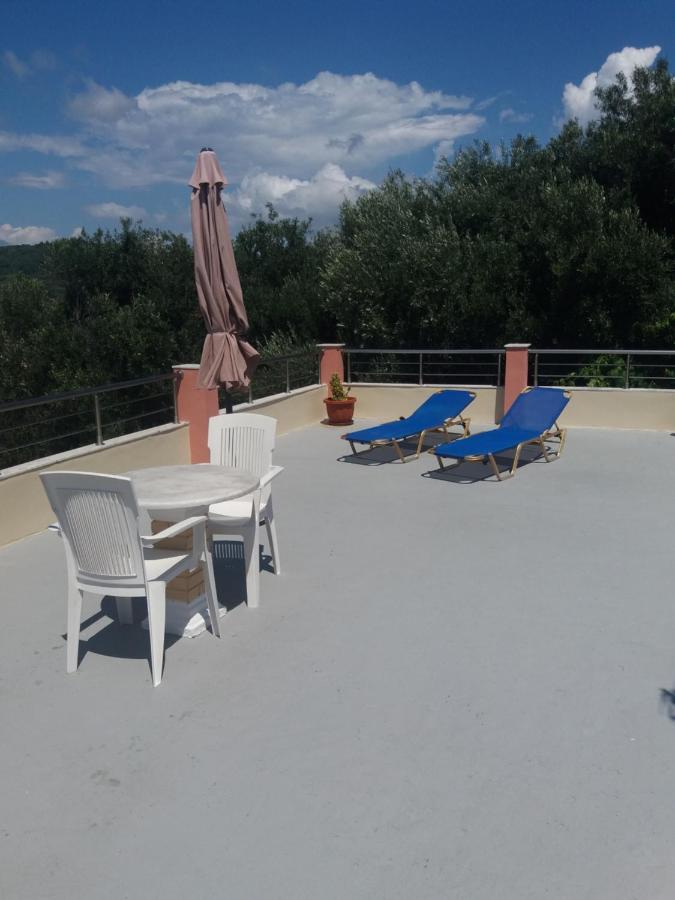 Theos Apartments آغيوس ستيفانوس المظهر الخارجي الصورة